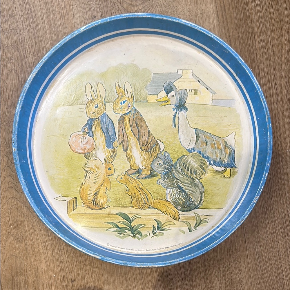 BEATRIX POTTER Peter Rabbit Vintage Tin Tray Fredrick Warne & Co Made in England